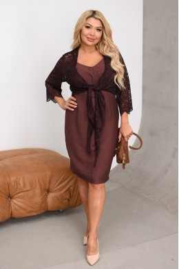 Платье с гипюровой накидкой