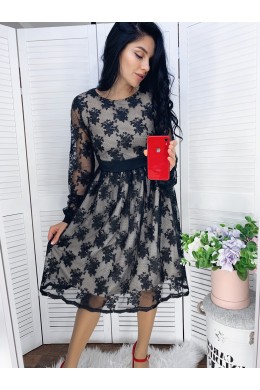 Платье коктейльное с кружевом